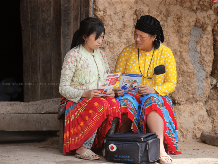 “Cô đỡ thôn bản” nơi địa đầu của Tổ quốc