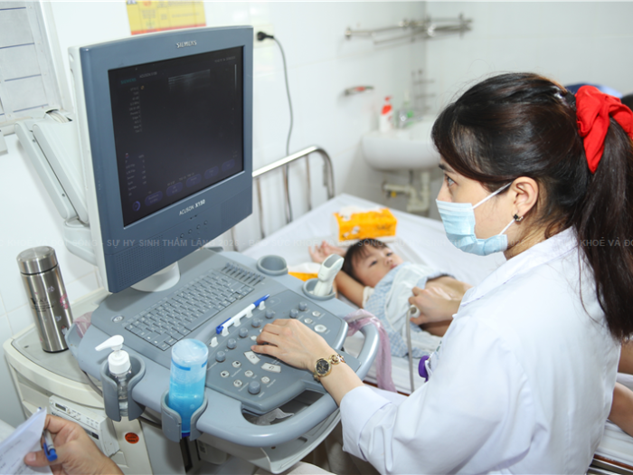 Màu áo trắng nơi xã đảo Minh Châu